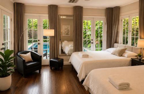 Melrose House | Palm Heated Pool Villa Near The Grove