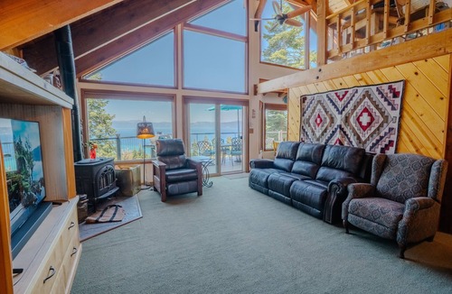 Tahoma House | Panoramic Lake View, Access Best Tahoe Private Sandy Beach-Buoy Possible Lago Azul By Tahoe Time VR