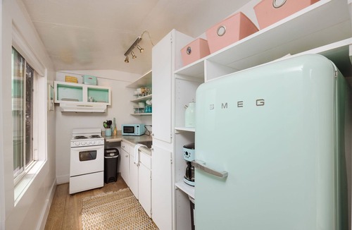 Moss Beach Cottage | PANORAMIC OCEANFRONT PROPERTY ~ SEA GLASS COTTAGE!