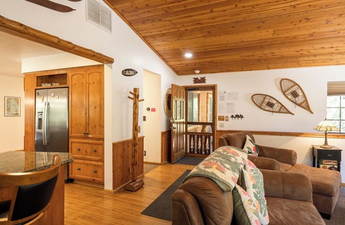 Fox Farm Cabin | PARADISE AMONGST THE PINES—June, July & Aug-weekends are available—SPECIAL RATE