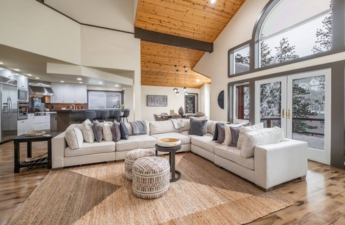 Truckee Cabin | Paradise Awaits - Updated Donner Lake Home, Private Hot Tub, Dog Friendly, BBQ and Big Deck