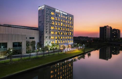 Qingpu Hotel | Park Inn by Radisson Shanghai Shanghai Middle Jiasong Road Outlets