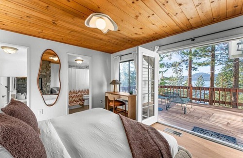 Brockway House | Park Lane Lakeview Lookout
