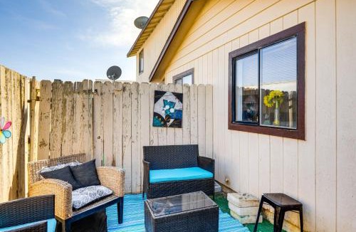 California City House | Patio & Mtn Views: Family Gem in California City