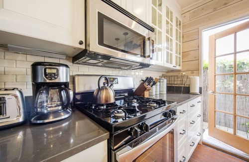 Mission Beach Cottage | Perfection! Steps to the Sand w/AC + Garage!