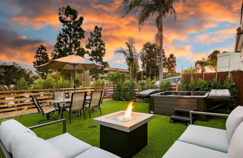 Pacific Beach Villa | Permit#Diamond Gem