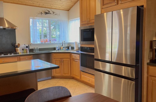 Marine Terrace House | Pet friendly Coastal home with guest house