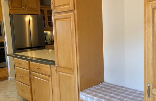 Marine Terrace House | Pet friendly Coastal home with guest house
