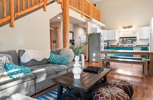 Peter Pan House | Pixie Dust Pines: Hot Tub, Whimsical Cabin Retreat