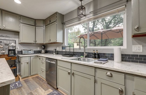 Placerville House | Placerville Paradise: Game Room + Hot Tub!