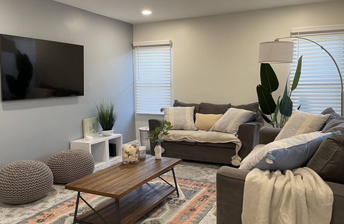Hawthorne House | Pool House - SoFi- LAX- Casino