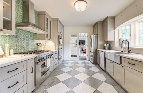 Los Angeles House | Pool & Speakeasy: Hollywood Hills Hideaway