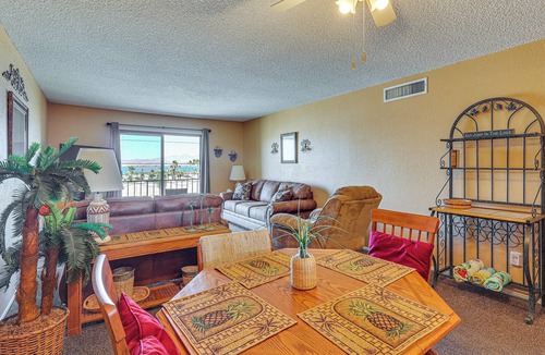 Lake Havasu City Apartment | Poolside Fun, Lake Havasu Views! Desert Getaway