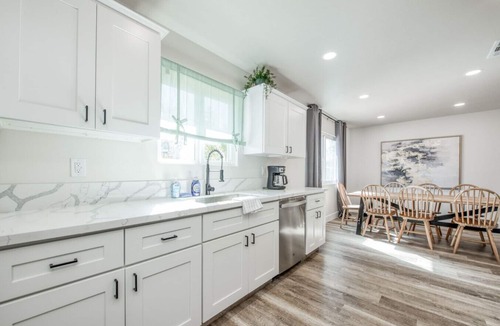 Fresno House | Poolside Retreat Near Vibrant Downtown Fun