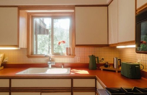 Nevada City Cabin | Private Lakefront Sanctuary | Cedar Hot Tub + 6 Acres, No Neighbors