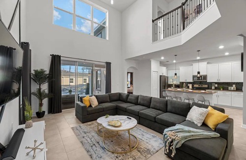 Four Corners Villa | Private Pool/Spa | 4MIN WALK TO CLUBHOUSE | Games Room | Close to all Parks
