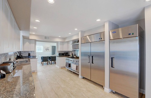 Arden Villa | Private Vacation Villa w/ Spacious Patio - 1646