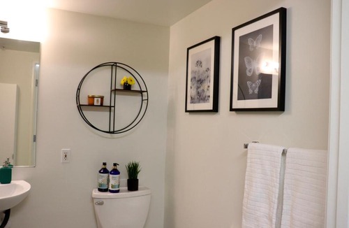 Downtown Apartment | Promenade Studio With Free Parking