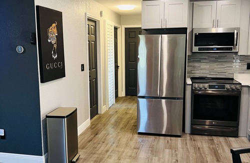 Eatonville House | PROMO NOW: 3brdrm home near Downtown Orlando and Winterpark
