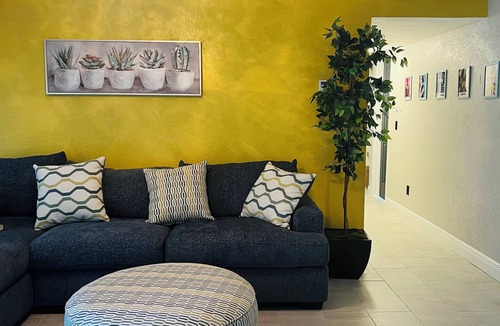 Northwest Orlando House | PROMO NOW: 6 Bedroom Home with a Clue Game Theme in Orlando