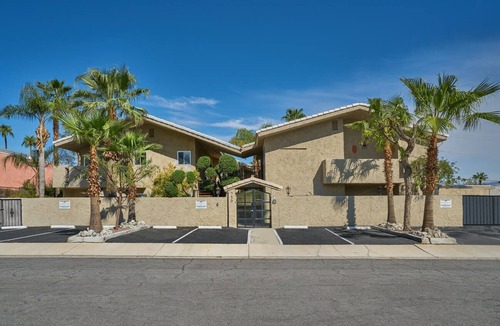 Tahquitz River Estates Condo | Quaint Palm Springs Condo City I.D. 032692