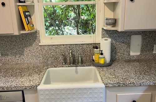 Hollywood House | Quaint Quiet Home W/Pool Walk to Restaurants, Galleries, and Cafes
