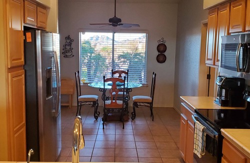 Sunridge Estates House | Quiet and Spacious 4-br home - Safe Neighborhood - SNOWBIRDS WELCOME
