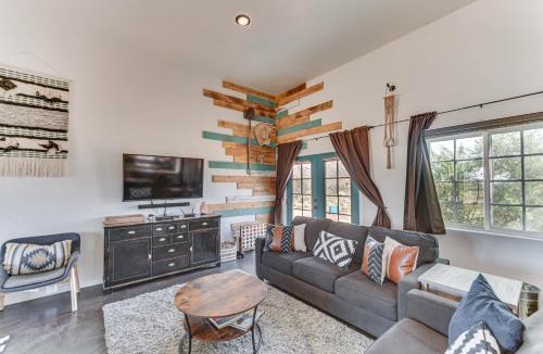 Landers House | Quiet Oasis w/Hot Tub: 21 Mi to Joshua Tree!
