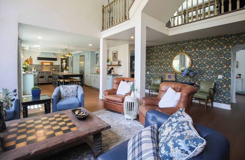 Moorpark House | Ranch Estate/Pool/Hot Tub/Family Reunions - Holiday Home