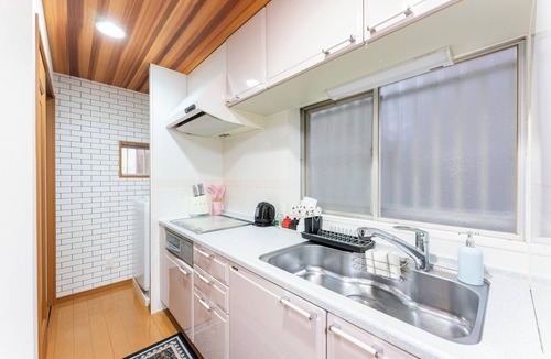 Konohana House | Recommended for USJ, Osaka Sight Seeing,Newly Reno! 5min walk to station. 2bed
