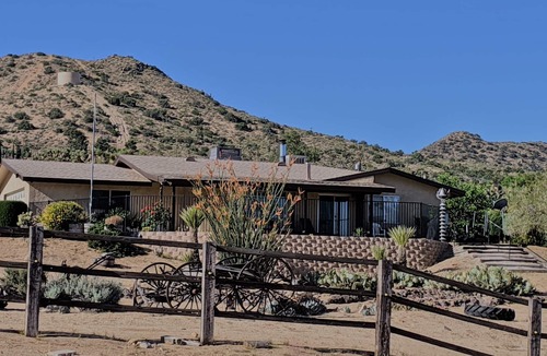 Yucca Valley House | Relax and enjoy the views at Yucca View Retreat w/hot tub