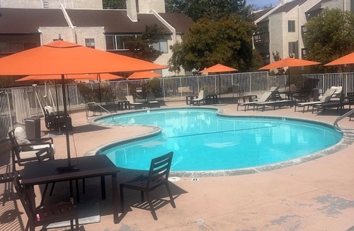 Jefferson Apartment | Relax in 2 bedroom apartment with AC in charming Culver City for WORLD CUP 2026