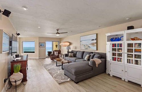 Solana Beach Condo | Relax & Renew - Oceanfront Paradise, pool, beach