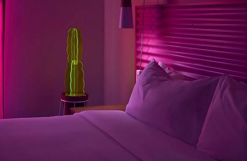 Sonora Sunrise Hotel | Relax, Unwind and Enjoy the Beauty of Palm Springs!