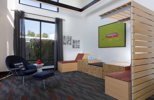 Menlo Park Condo | Relaxing Getaway: 1 Bedroom Condo with Hot Tub and Spa