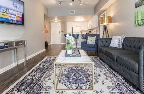 Mission Valley West Apartment | Resort Style by Beach w/Pool/Gym/Theater/King Beds