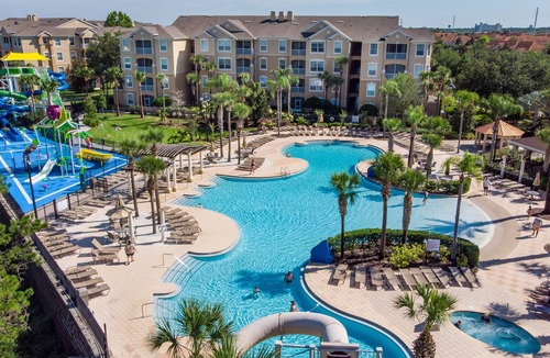 Windsor Hills Condo | Resort with free waterpark, 1 1/2 miles from Disney!