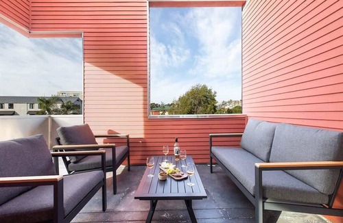 Little Italy Condo | Roof Deck Sunset Views of the Bay, Multi Level APT