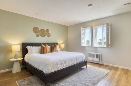 Diamond Crestview Hotel | Rooftop Ocean Views + Spa + Prime Laguna Beach Location | The Mara by AvantStay