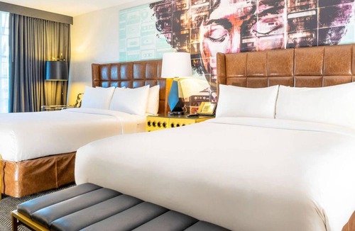 Norma Triangle Hotel | Rooftop Pool Gathering for Families & Friends, 2 Pet-Friendly Units