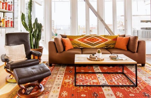 Little Italy Apartment | Room A at The Dutra Inn - Little Italy