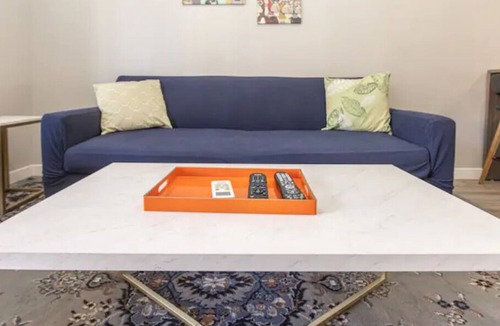 Midway District House | Roomy Loft in 💜 of OldTown w/NFT Art, Parking, HBO