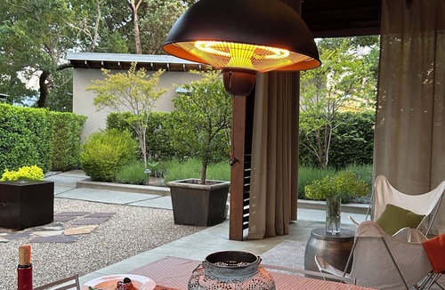 Deer Park House | RUSTIC MODERN GARDEN PAD, WITH LARGE PORCH, FOUNTAIN, BBQ, & OUTDOOR FIREPLACE