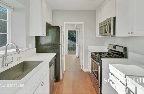 Upper East House | Santa Barbara Charm Min from Downtown and Funkzone