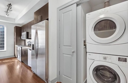 Pacific Terrace Apartment | Seaport Village 1 BR | gym | fully furnished