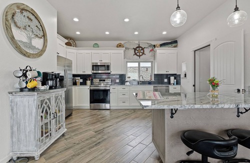 Crescent City House | Seaside Vacation Rental Fantastic Ocean and Battery Point light House veiws
