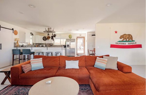 Joshua Tree House | Secluded desert retreat with pool and hot tub, National Park trail access