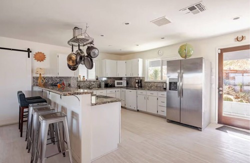 Joshua Tree House | Secluded desert retreat with pool and hot tub, National Park trail access