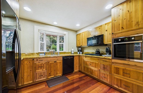 Orick House | Secluded Forest Escape 3 bdm