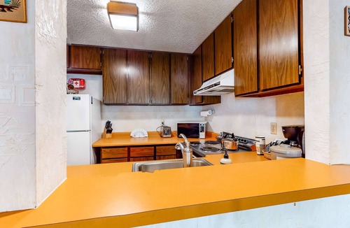 Tahoe Woods Condo | Second-Level Condo with Free WiFi, Wood Fireplace, Shared Outdoor Pool, & Views